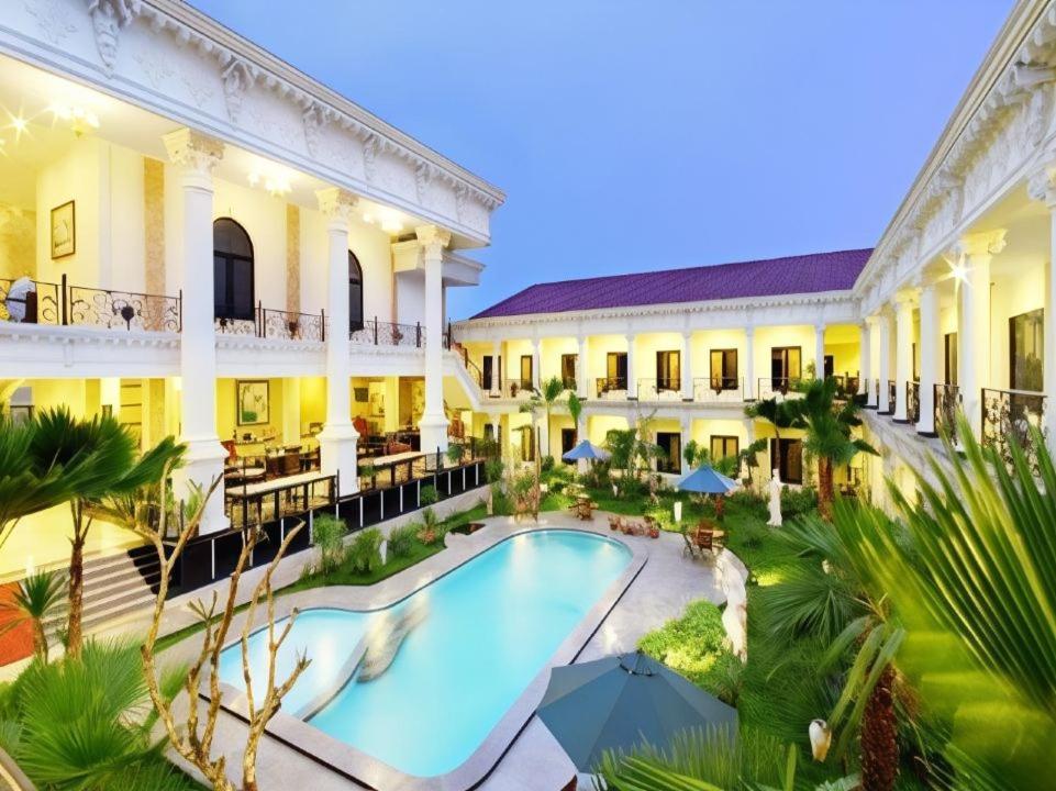 The Grand Palace Hotel Yogyakarta - Yogyakarta